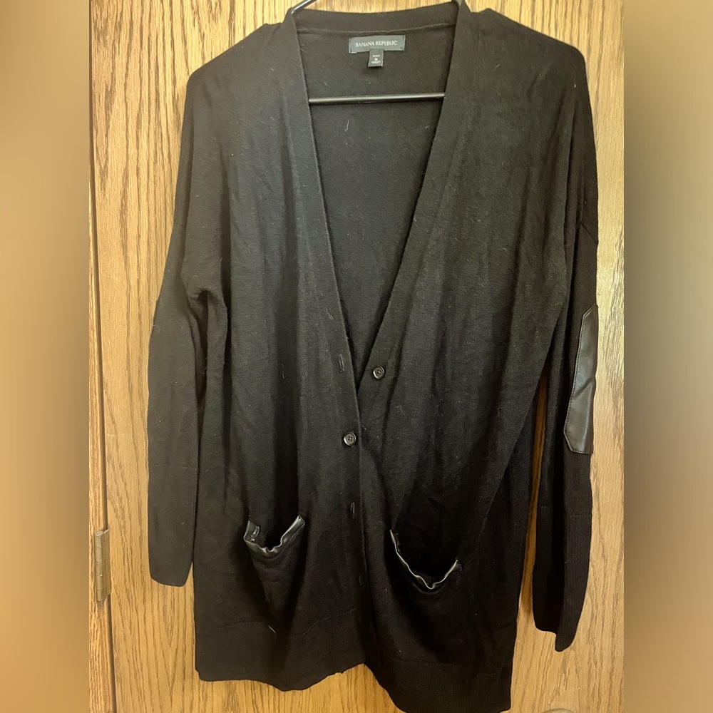 Banana Republic black v-neck cardigan